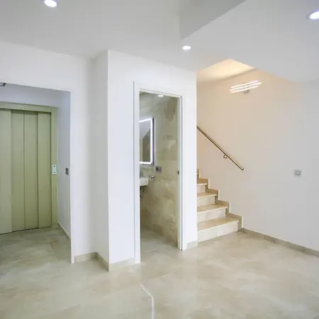 Luxe Paramount Costa Adeje Villa With Pool Jacuzzi Villa