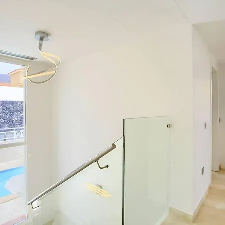 Luxe Paramount Costa Adeje Villa With Pool Jacuzzi أذيخي